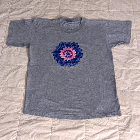 Middle Eastern tee - Picture 3 of 4